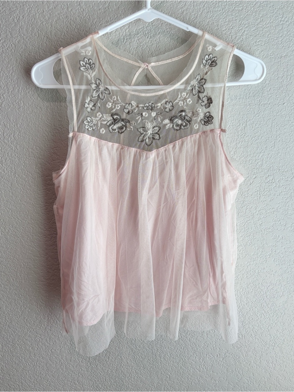 Hollister Mesh Babydoll Tank Top Floral Embroidered Pink Women’s Size Small